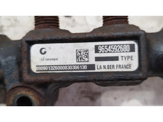 Vstřikovací lišta 9654592680 Citroen C3 Picasso pro naftový motor 1.6 DV6TED4 9HZ