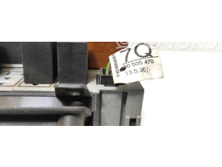   Pojistková skříňka 90504534   Opel Vectra B 1998