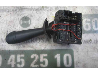 Ручка стеклоочистителей 8201168008, 681726046R   Dacia Lodgy