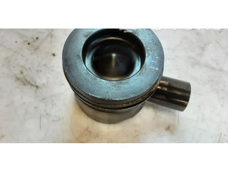 Píst 0832GA, 6R1   Audi Q7 4M     