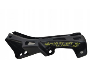 Передний держатель бампера