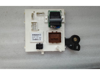 Блок управления двигателя 32217422, 01782666   Volvo XC90