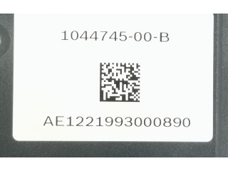 Блок АБС 1103541-00-A, 1044745-00-B Tesla Model 3 2017 - года