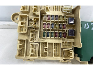 Блок предохранителей 89221-53030 Lexus IS 200-300