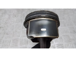 Píst Volvo S80 B5254T10