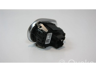 Включатель зажигания и стартера