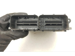 Блок управления двигателя  670031346, 0261S09896   Maserati Ghibli 