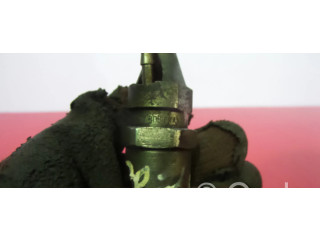 Vstřikovač    Nissan Primera  pro naftový motor 2.0  