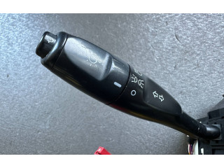 Ручка стеклоочистителей MR277911 Mitsubishi Pajero