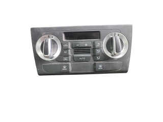 Блок управления климат-контролем    Audi Q3 8U