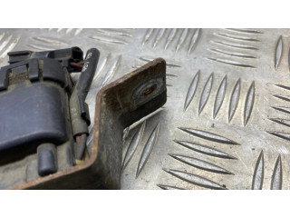 Моторчик стеклоочистителя 9151877, 0390206214 Volvo V70