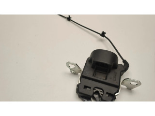 Zámek zadních dveří A2047500485 Mercedes-Benz C W205 2014