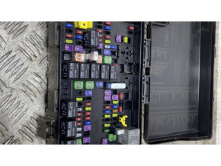 Блок предохранителей  P68194607AD   Jeep Grand Cherokee    