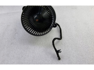 Вентилятор печки       Ford Transit Custom