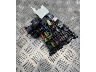 Блок предохранителей 5Q0937615C, 061040   Skoda Superb B8 (3V)    