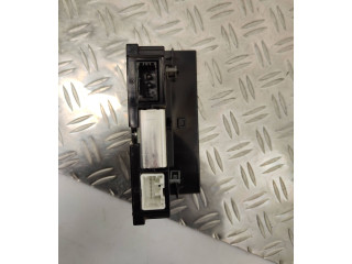 Дисплей    31268055, 69199100U   Volvo V50