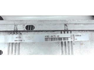 Интеркулер 2163154 Ford Fiesta 1.0