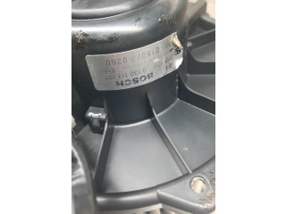 Вентилятор печки Mitsubishi Carisma