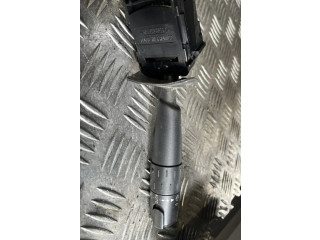 Ручка стеклоочистителей 6239A8   Peugeot 605