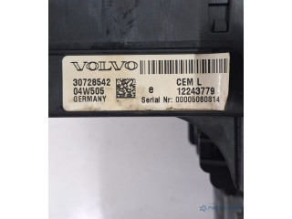 Блок предохранителей Volvo V70