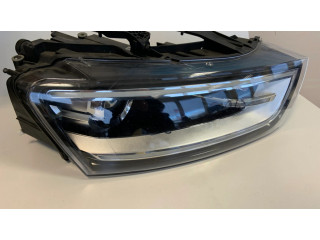 Передняя фара  