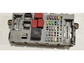 Блок предохранителей 51732917, 51732917 Fiat Idea