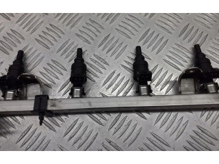 Топливная рампа 05A133317E   Audi A3 S3 8L  