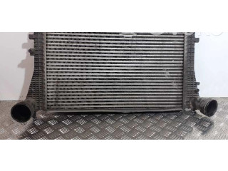 Интеркулер  1K0145803T, 3C0145805P   Skoda Octavia Mk2 (1Z) 