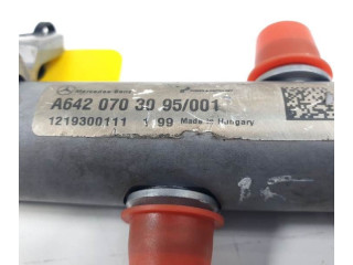 Vstřikovací lišta A6420703095 Mercedes-Benz ML W166 642826