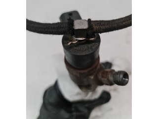 Форсунка 0445110251, 30650283    Volvo V70   