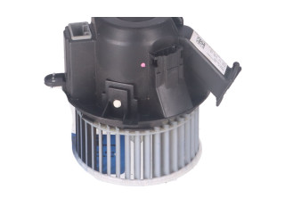 Вентилятор печки 272102302R Renault Twingo III