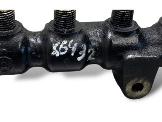 Магистральная трубка топлива 9654592680 Ford Fiesta 2010