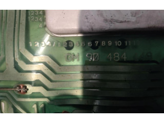 Панель приборов 88481669   Opel Tigra A       