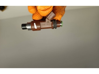 Форсунка 146093201 Subaru Outback