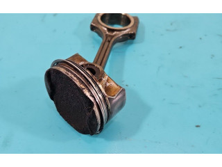  Поршень  150002257R, TCE  Dacia Logan II  