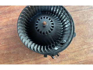 Вентилятор печки    5Q1819021B, 5Q0907521E   Audi A3 S3 8V