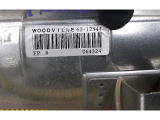 Pojistková skříňka Надувная подушка для пассажира 6012844   Nissan Primera 1996