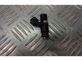 Vstřikovač 8200885287 Renault Clio III