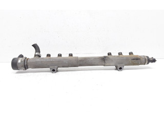 Топливная рампа 30777576, 0281002712   Volvo V70  