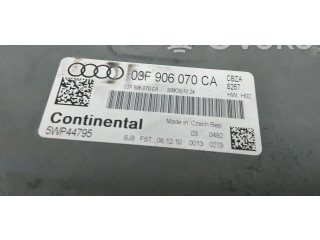Блок управления двигателя 03F906070CA   Audi A1