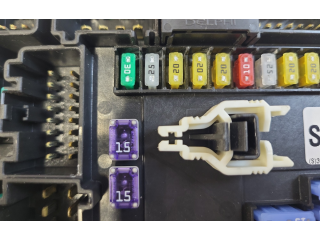 Pojistková skříňka 103440900B Tela Model S 2015