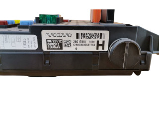 Блок предохранителей 30728512, 06W342   Volvo XC90    