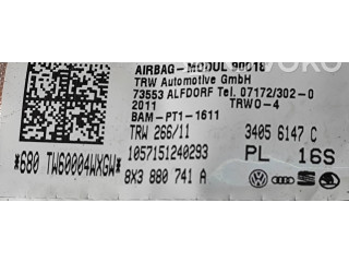 Боковая подушка безопасности 8X3880741A, 071723020 Audi A1