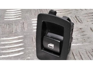 Включатель электрических окон