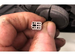 Зеркало (механическое) Mitsubishi Colt 2004 - 2008 года