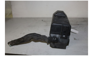 Блок предохранителей Daihatsu Materia