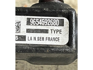 Топливная рампа 9654592680   Volvo V50  