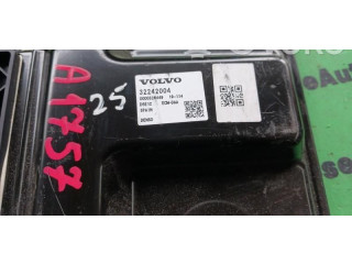 Řídící jednotka 32242004.   Volvo XC90 2003