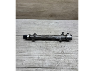 Топливная рампа 28523501, 04L130764B Skoda Octavia Mk3 (5E)