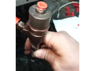 Vstřikovač 0445110083 Opel Combo C